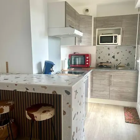 Apartamento T1 De Standing A Port Boinot Avec Balcon Niort Exterior foto